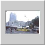 Berlin: Stra&szlig;enbahn am Bahnhof Alexanderplatz