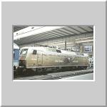 Lok der BR 120 mit M&auml;rklin-Reklame in M&uuml;nchen Hbf